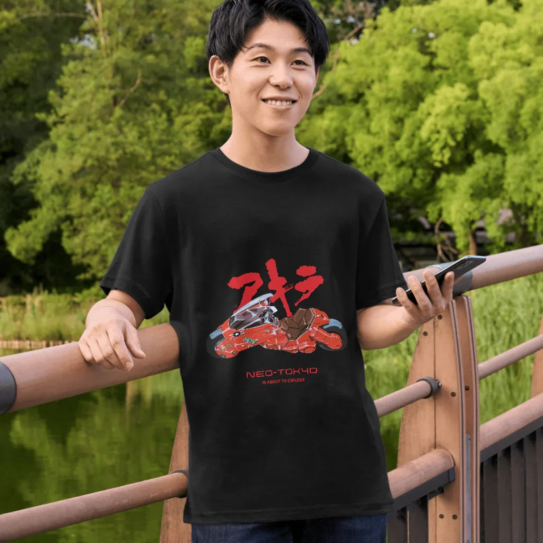 T-shirt Akira – Kaneda & sa moto légendaire