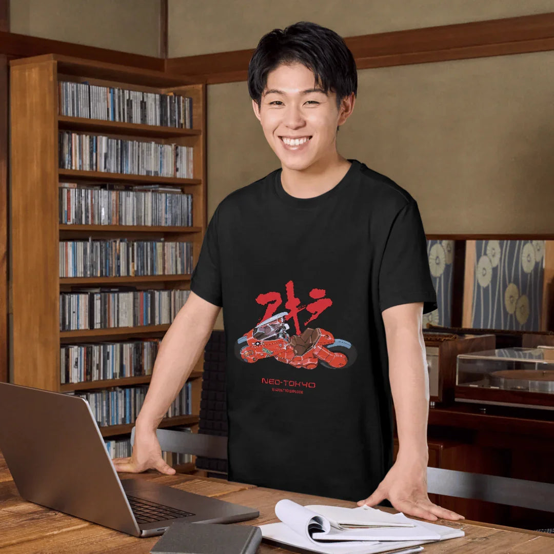 T-shirt Akira – Kaneda & sa moto légendaire