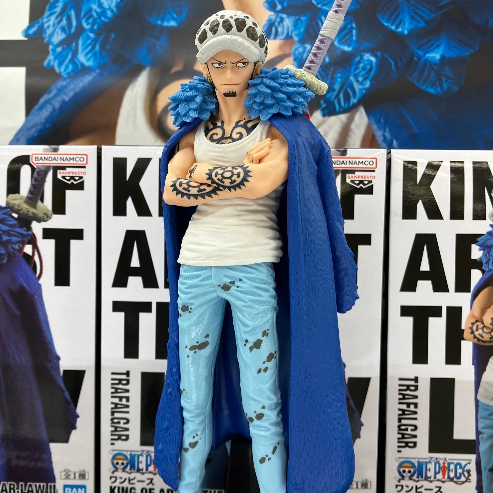 Figurine One Piece Trafalgar Law King Of Artist - Geek Store