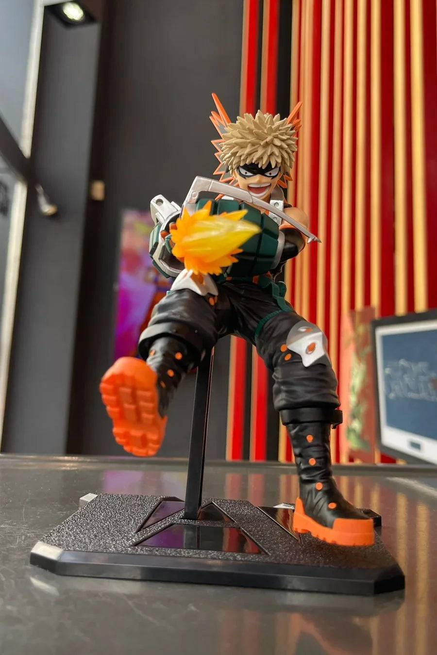 Figurine MY HERO ACADEMIA Katsuki Bakugo - Geek Store